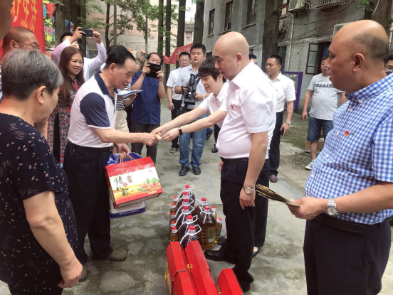 市人社局各支部6月份主题党日活动集锦660